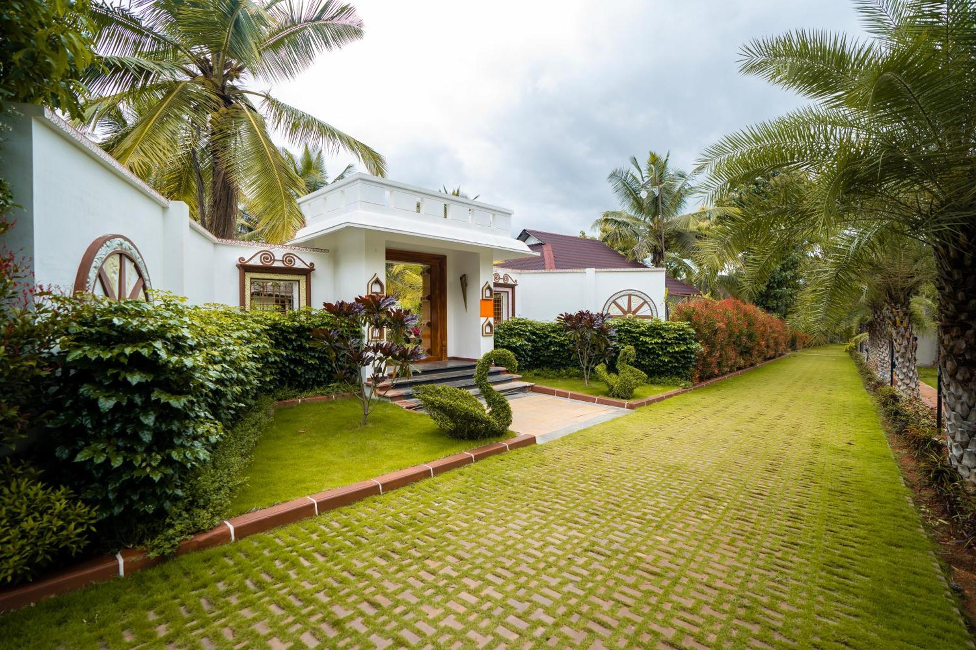 Tropical Villages Chāmundi Екстериор снимка